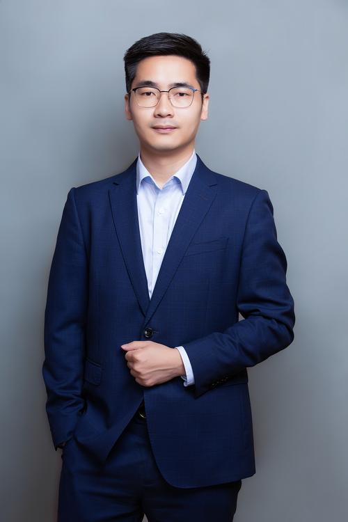 叶耀祯 视觉与舞美负责人